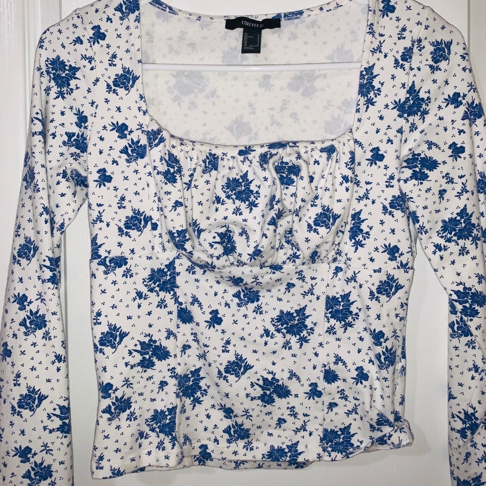 Floral long sleeve